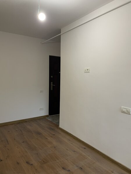 Garsoniera renovata complet